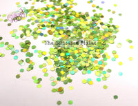 LIL GREEN APPLE 3mm apple shape glitter - Back To Nature Collection